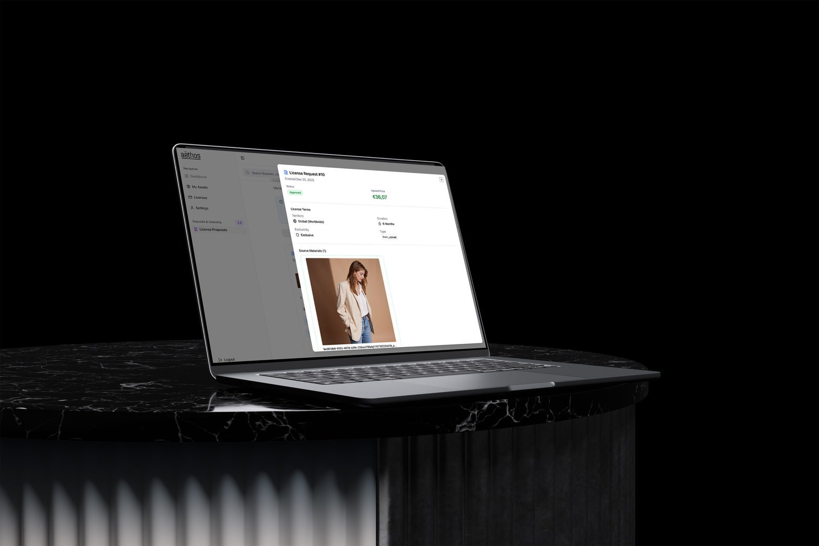 aethos App auf einem Laptop: freigegebene Lizenzanfrage mit vereinbartem Preis